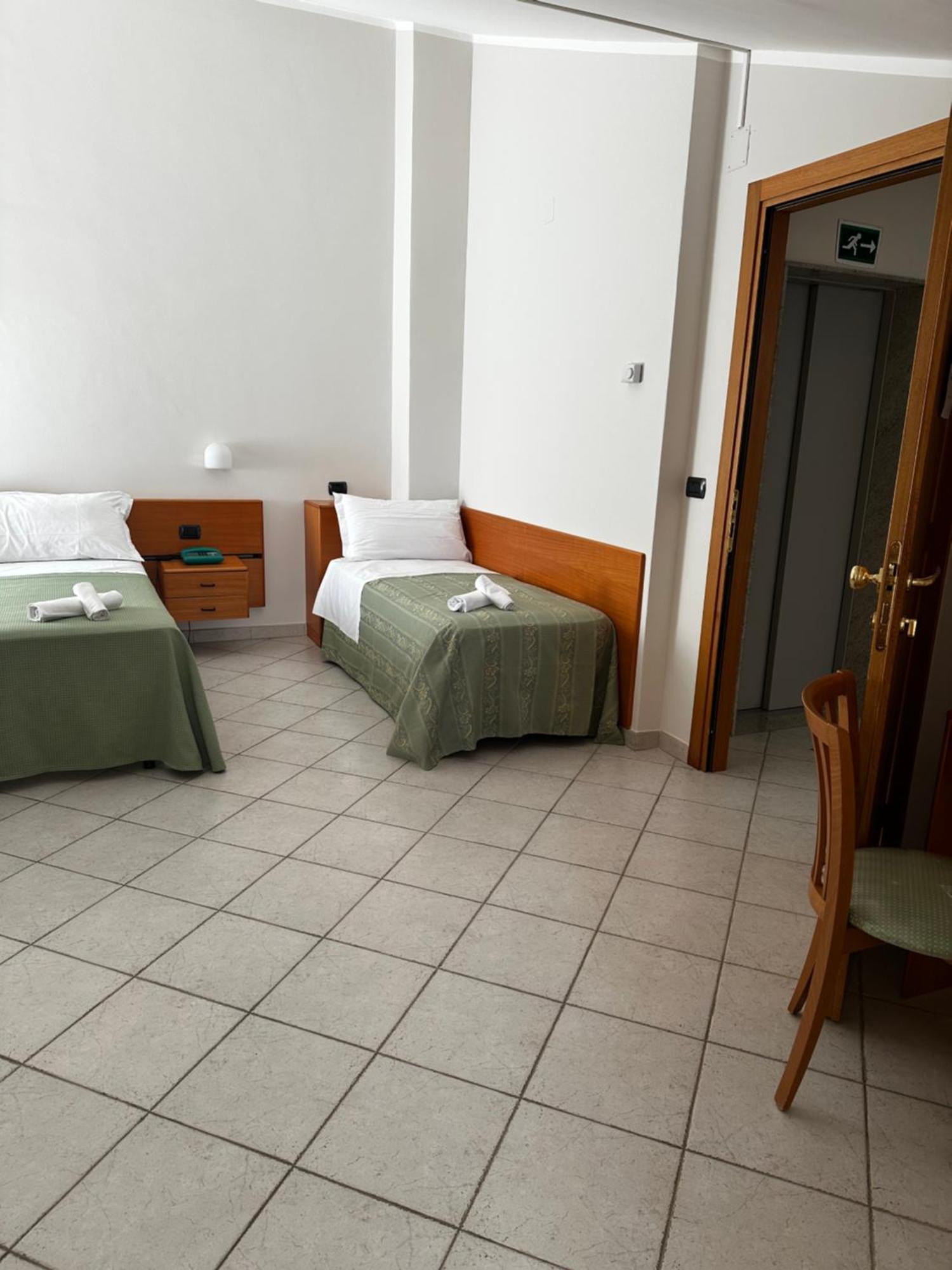 Hotel San Francesco San Giovanni Rotondo Exterior foto